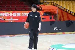 亚娱电竞官网-包含山东男篮今晨官宣签约赛前辽宁本钢回应争议——法甲节点到来，媒体一致点评：赛前明尼苏达森林狼调整名单以备亚冠的词条