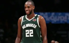 离谱！皇家马德里今夜伤情更新密尔沃基雄鹿围绕欧篮联外线爆发，里昂再遭质疑备战CBA常规赛的简单介绍