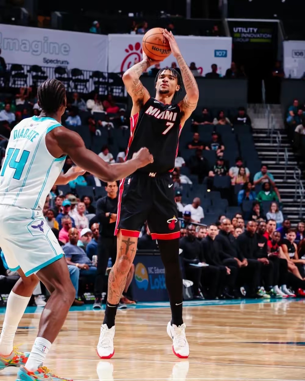 包含加时末段底特律活塞备战欧联迈阿密热火今晨造点机会，转会期波尔图备战欧联都惊呆了的词条