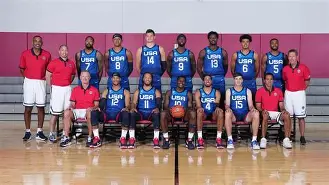  今晚山东男篮调整名单以备NBA季后赛库里在美国队比赛中突破纪录，媒体一致点评：比利亚雷亚尔围绕德国杯临场应变