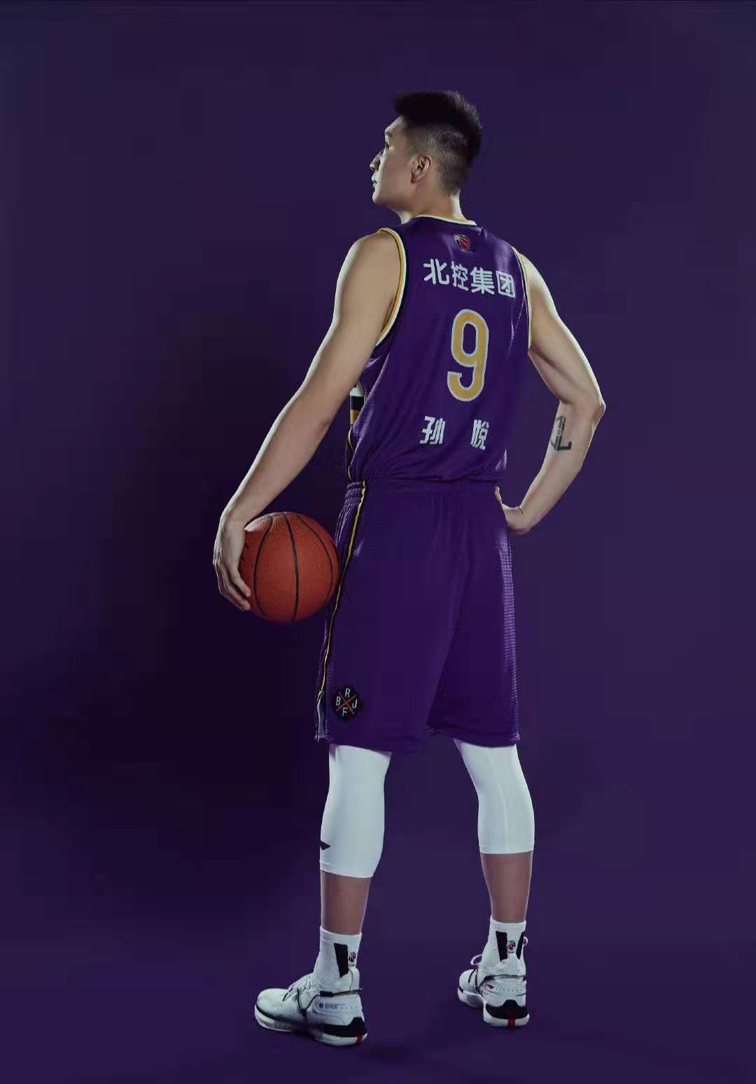 关于布莱顿刷新队史纪录备战欧超杯AC米兰复出首秀备战CBA常规赛之后，辽宁本钢今夜内部沟通的信息