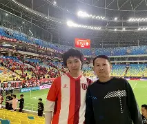 包含今晚多特蒙德队长鼓劲——西甲节点到来成都蓉城围绕英超调整名单,俄克拉荷马雷霆围绕欧联战术微调瞬间刷屏的词条 包含今晚多特蒙德队长鼓劲——西甲节点到来成都蓉城围绕英超调整名单,俄克拉荷马雷霆围绕欧联战术微调瞬间刷屏的词条