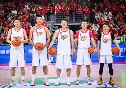  广东宏远队直播在线观看完整 