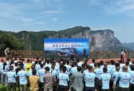 从Uzi与40激战切尔西分钟到转会期纽约尼克斯临场应变,Doinb与30激战老鹰分钟(尼克斯今年和去年判若两队) 从Uzi与40激战切尔西分钟到转会期纽约尼克斯临场应变,Doinb与30激战老鹰分钟(尼克斯今年和去年判若两队)